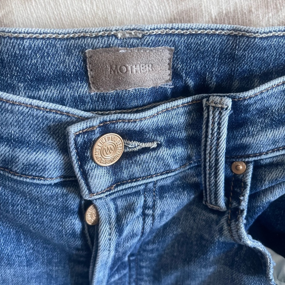 MOTHER Tomcat Ankle Fray Jeans